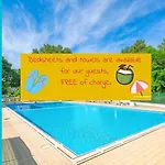 Apartment La Dolce - With Shared Pool And Large Terrace Lido delle Nazioni