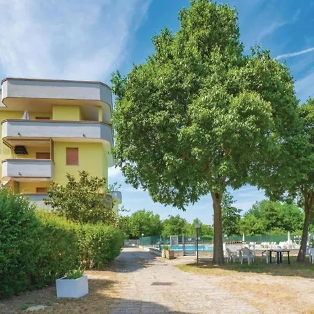 La Dolce - With Shared Pool And Large Terrace