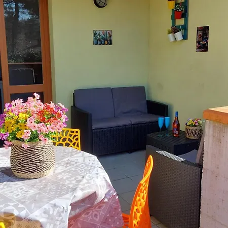 Apartament La Dolce - With Shared Pool And Large Terrace Lido delle Nazioni