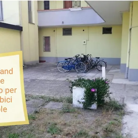 La Dolce - With Shared Pool And Large Terrace Lido delle Nazioni