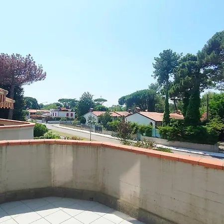 La Dolce - With Shared Pool And Large Terrace Apartament *