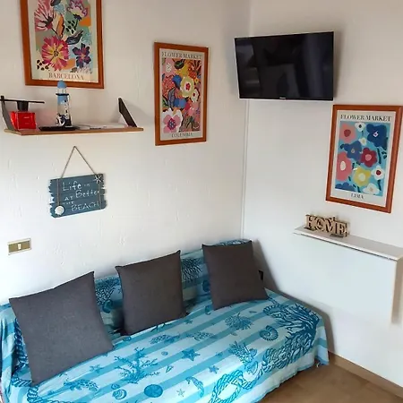 La Dolce - With Shared Pool And Large Terrace Apartment Lido delle Nazioni