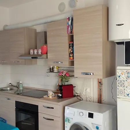 La Dolce - With Shared Pool And Large Terrace Apartment