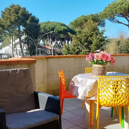 La Dolce - With Shared Pool And Large Terrace * Lido delle Nazioni