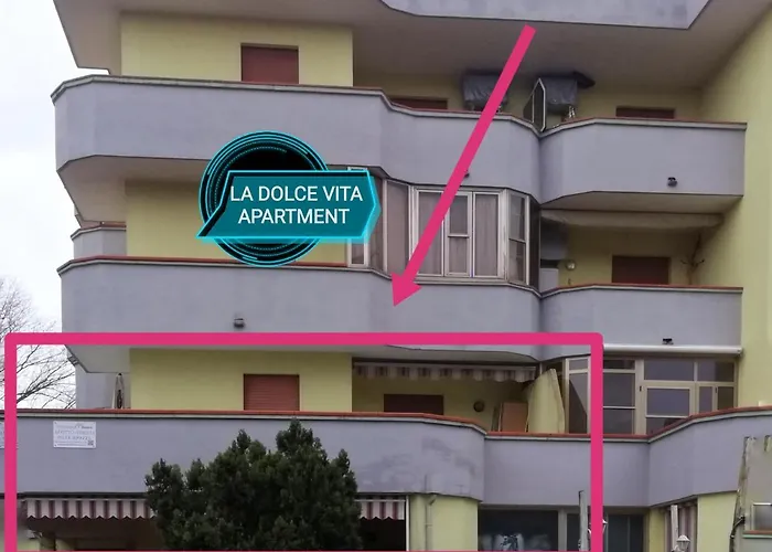 La Dolce - With Shared Pool And Large Terrace *