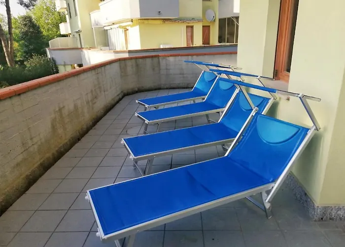 La Dolce - With Shared Pool And Large Terrace Apartment