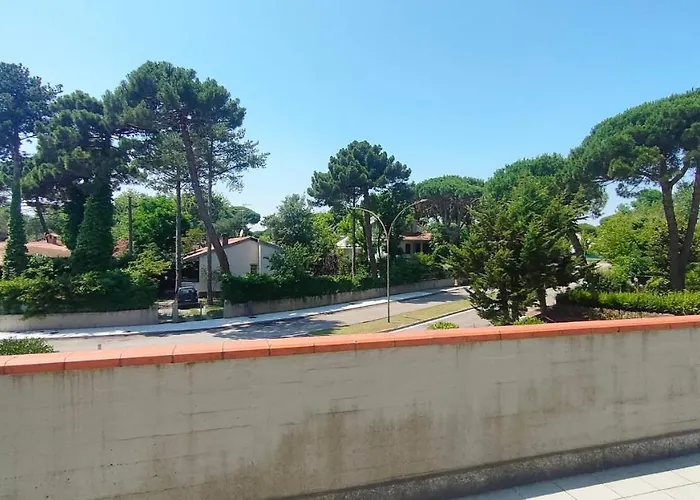 La Dolce - With Shared Pool And Large Terrace *