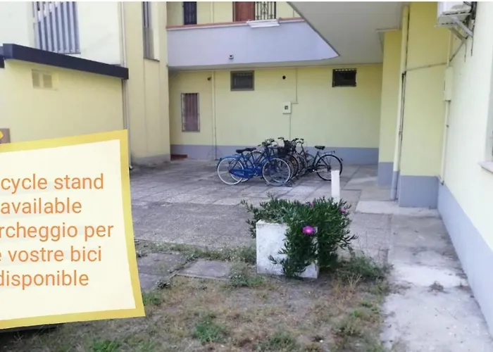 La Dolce - With Shared Pool And Large Terrace Lido delle Nazioni