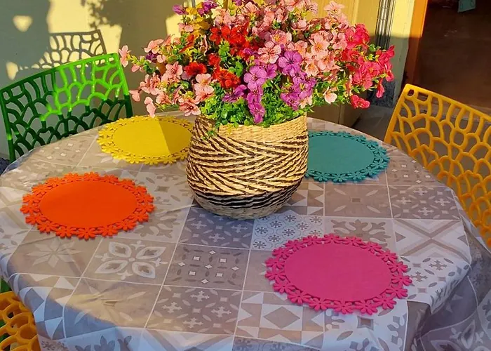 La Dolce - With Shared Pool And Large Terrace Lägenhet *